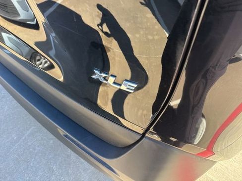 Used 2024 Toyota RAV4 XLE w/ Convenience Package image 4