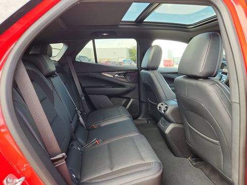 Used 2024 Chevrolet Blazer EV LT image 17