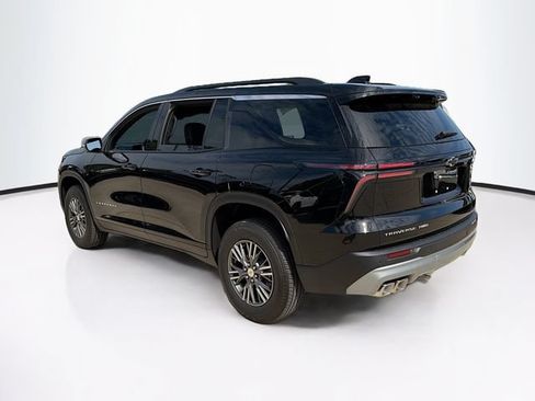 New 2026 Chevrolet Traverse LT w/ Driver Confidence Package AWD/4WD image 8