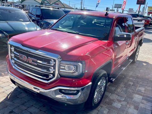 Used 2018 GMC Sierra 1500 SLT image 4