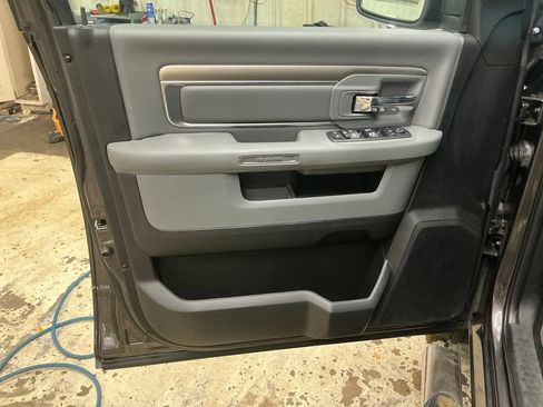 Used 2018 RAM 1500 Big Horn AWD/4WD image 15