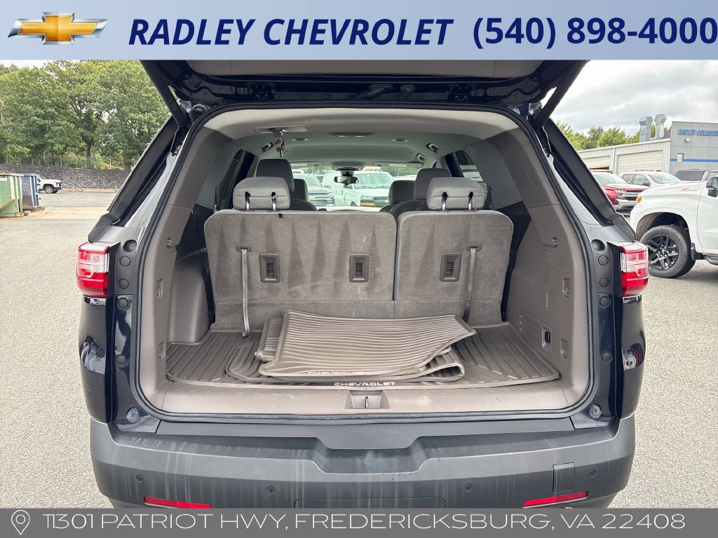 Used 2020 Chevrolet Traverse LT w/ Driver Confidence II Package AWD/4WD image 14