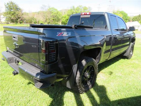 Used 2017 Chevrolet Silverado 1500 LT w/ All Star Edition AWD/4WD image 15