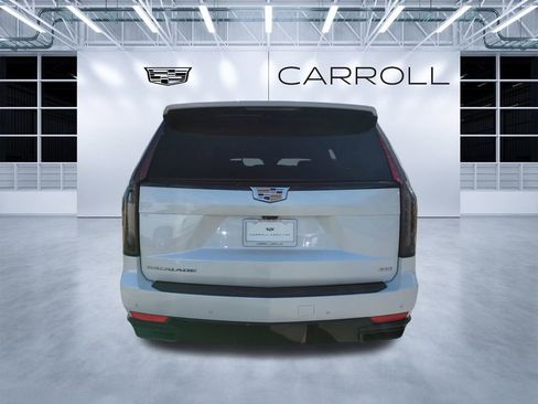 Used 2023 Cadillac Escalade Sport image 5