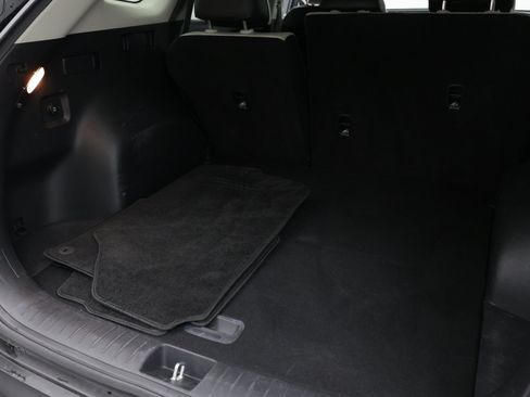 Used 2024 Kia Sportage EX FWD image 34