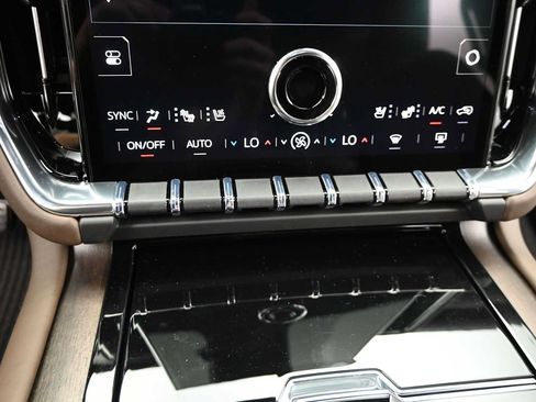New 2026 GMC Yukon XL Denali Ultimate AWD/4WD image 19