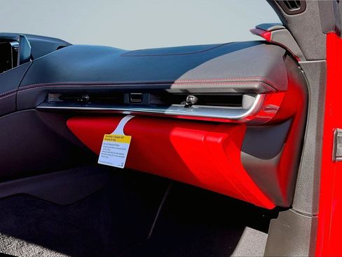 Used 2024 Chevrolet Corvette Z06 RWD image 17