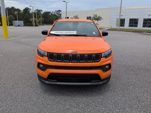 Used 2026 Jeep Compass Latitude AWD/4WD image 10