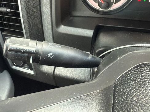 Used 2016 RAM 1500 Classic SLT image 13