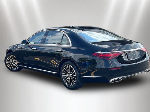 Used 2023 Mercedes-Benz S 500 4MATIC w/ Warmth & Comfort Package image 4