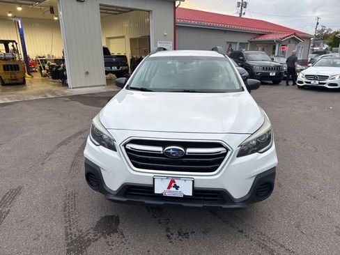 Used 2019 Subaru Outback 2.5i image 8