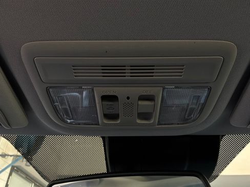 Used 2017 Honda Civic Touring image 18