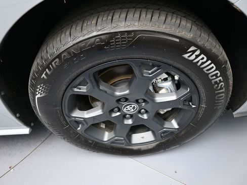Used 2025 Toyota Sienna XLE Woodland Edition AWD/4WD image 13
