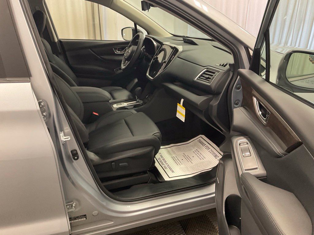 New 2026 Subaru Forester Premium AWD/4WD image 32