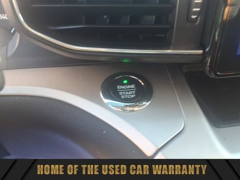 Used 2021 Ford Explorer XLT w/ Equipment Group 202A image 28