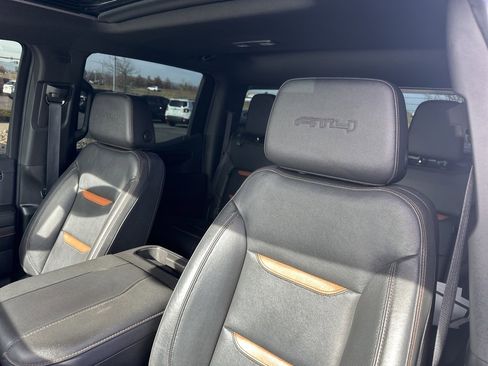 Used 2024 GMC Sierra 1500 AT4 w/ Technology Package image 14