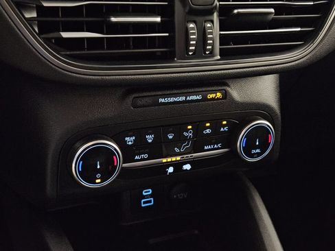 Used 2023 Ford Escape Active FWD image 12
