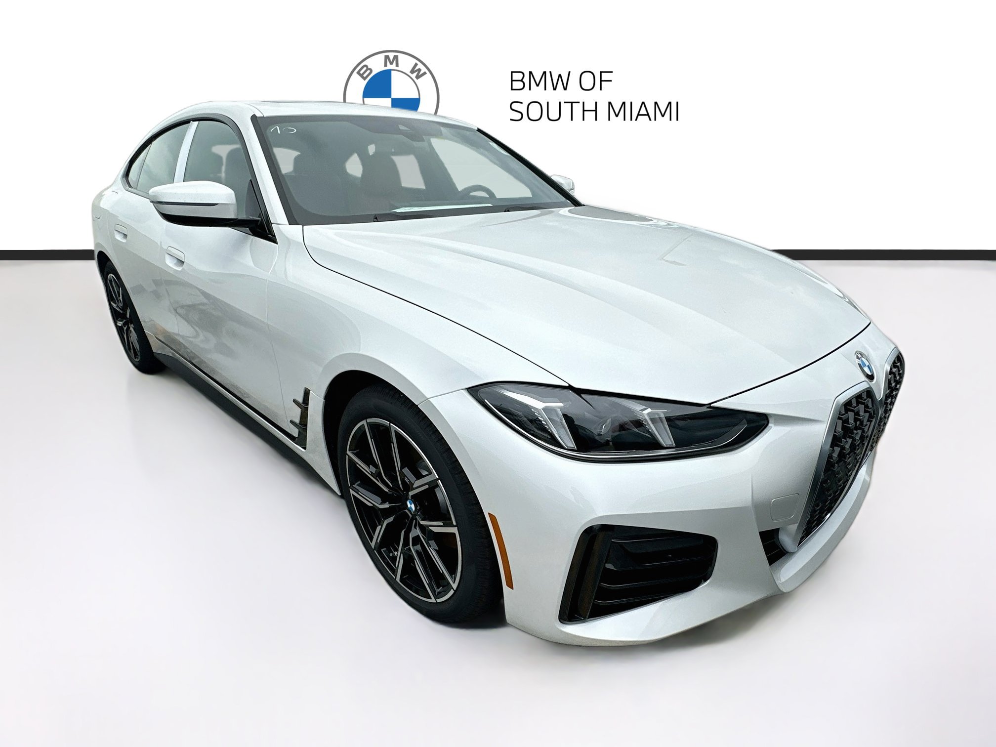 New 2026 BMW 430i w/ M Sport Package RWD image 1