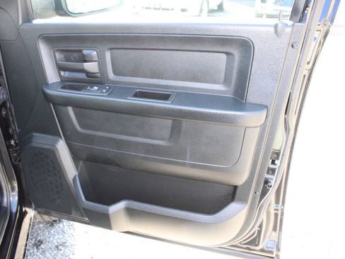 Used 2017 RAM 1500 Express w/ Express Value Package AWD/4WD image 20