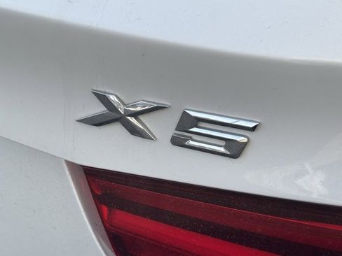 Used 2016 BMW X5 xDrive40e image 4