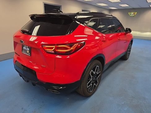 Certified 2023 Chevrolet Blazer RS w/ Enhanced Convenience Package AWD/4WD image 3