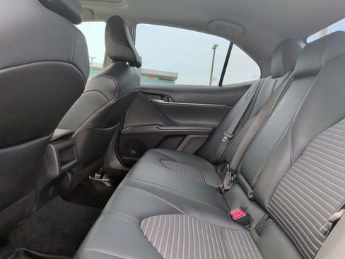 Used 2022 Toyota Camry SE w/ Convenience Package FWD image 27