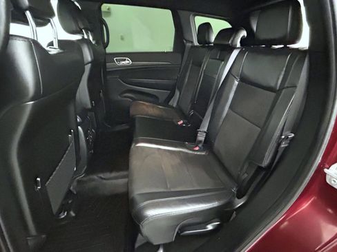 Certified 2022 Jeep Grand Cherokee Laredo X image 19