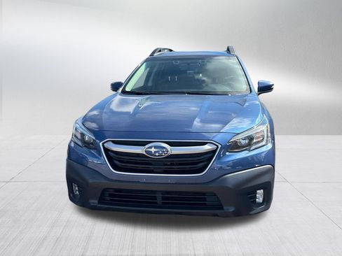 Used 2021 Subaru Outback Premium AWD/4WD image 3