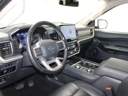 Certified 2024 Ford Expedition Max XLT image 26