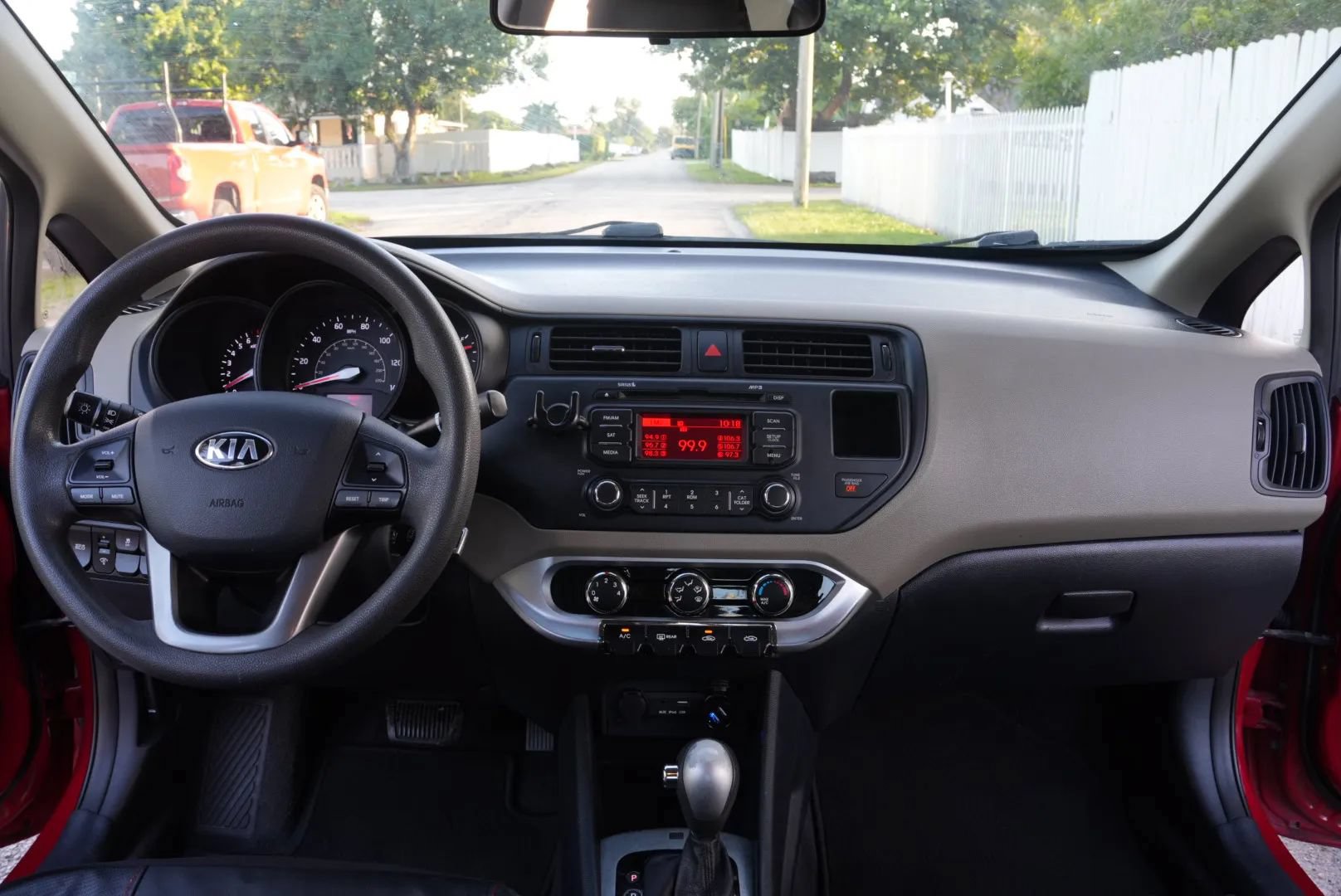 Used 2015 Kia Rio LX w/ Power Package FWD image 10