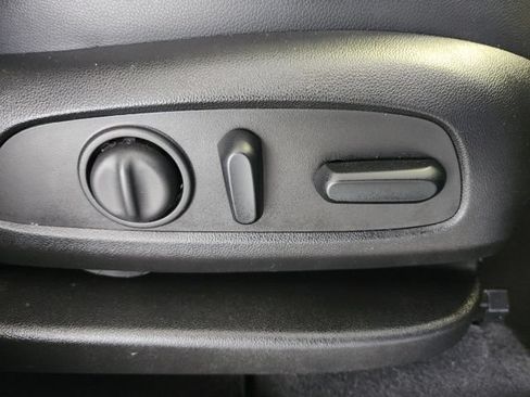 Certified 2020 Chevrolet Equinox Premier FWD image 20