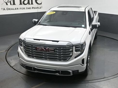 Used 2024 GMC Sierra 1500 Denali w/ Denali Reserve Package AWD/4WD image 47
