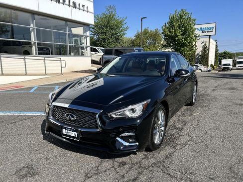 Certified 2023 INFINITI Q50 Luxe w/ Cargo Package AWD/4WD image 4