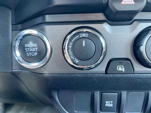 Used 2023 Toyota Tacoma TRD Off-Road image 22