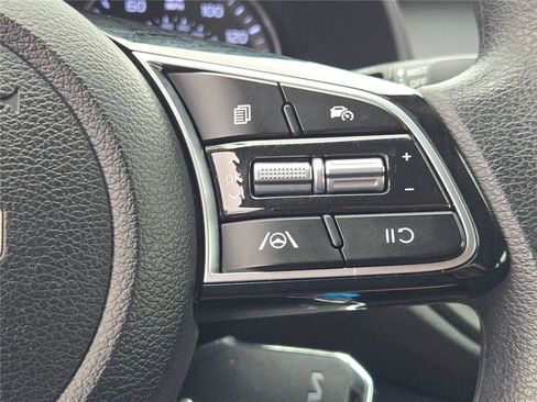 Used 2024 Kia Forte LXS image 30