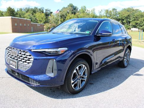 New 2025 Audi Q5 2.0T Premium Plus image 4