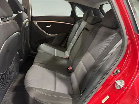 Used 2015 Hyundai Elantra GT FWD image 26