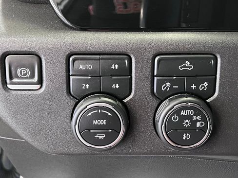 Used 2022 Chevrolet Silverado 1500 RST image 26