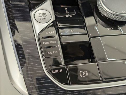 New 2026 BMW X5 sDrive40i image 24