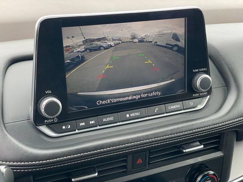 Certified 2023 Nissan Rogue SV AWD/4WD image 21