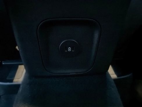 Used 2025 Ford Escape Platinum image 34