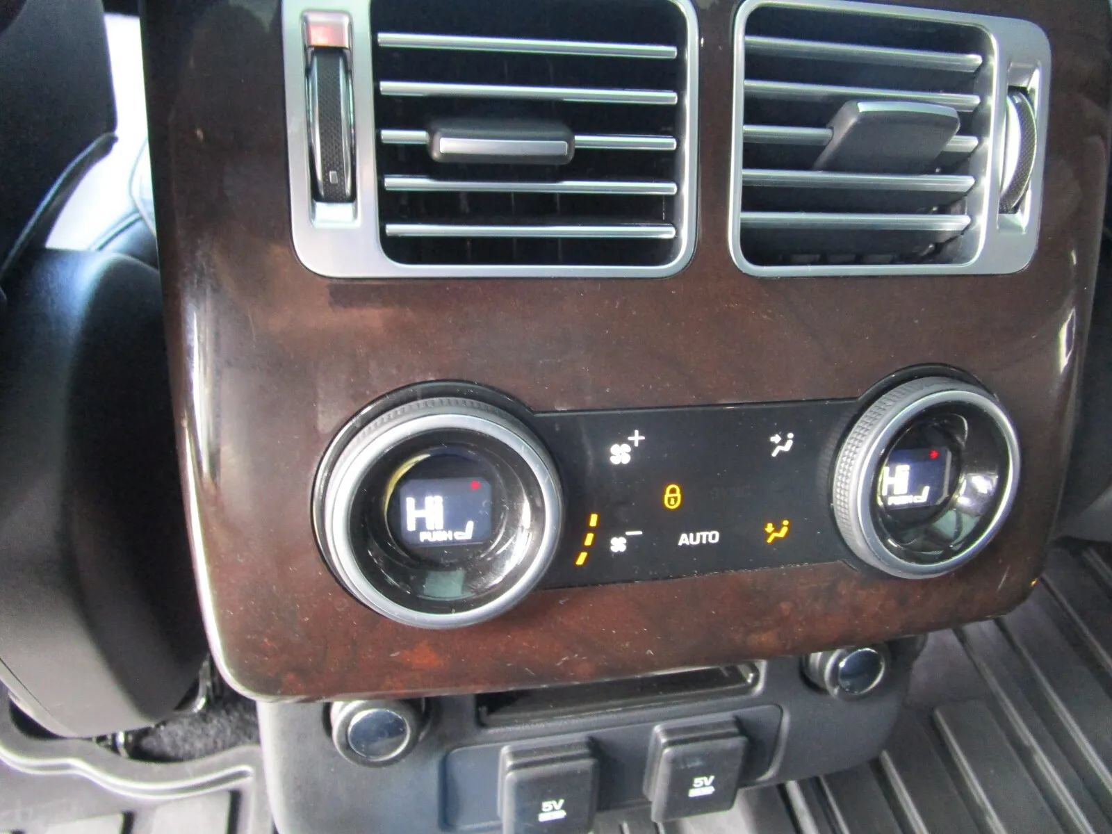 Used 2020 Land Rover Range Rover HSE AWD/4WD image 20