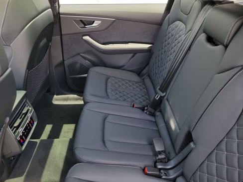New 2026 Audi SQ7 Premium Plus AWD/4WD image 25