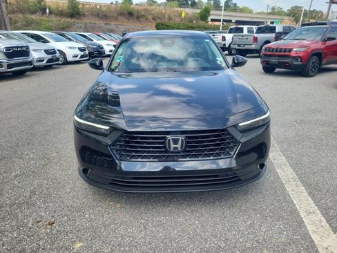 Certified 2024 Honda Accord EX image 3