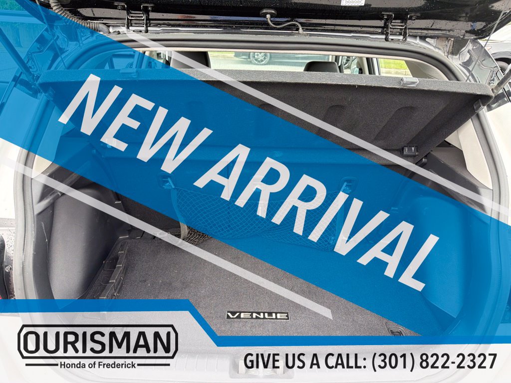 Used 2023 Hyundai Venue Limited w/ Cargo Package FWD image 9