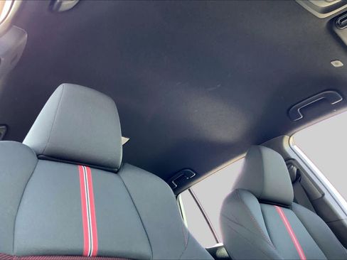 Used 2025 Toyota Corolla Cross AWD Hybrid image 14