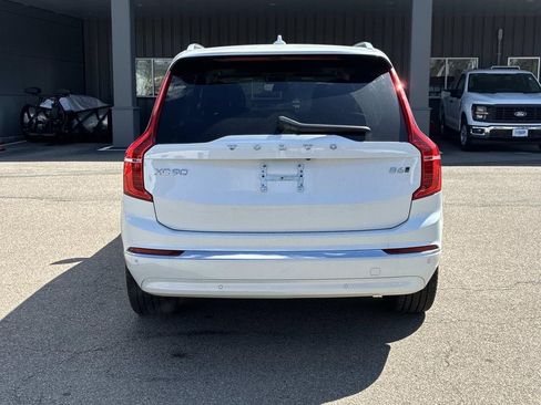 Used 2025 Volvo XC90 B6 Plus image 6