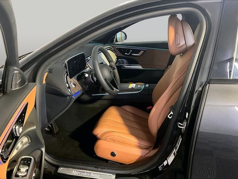 New 2027 Mercedes-Benz E 450 4MATIC Sedan image 13