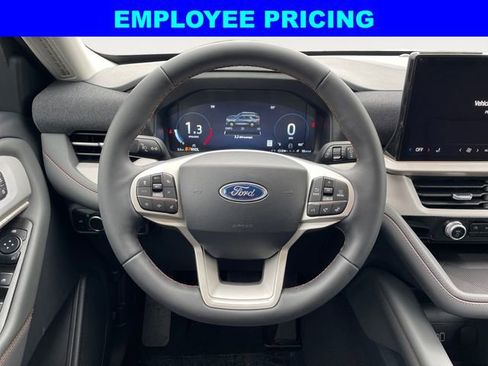 New 2026 Ford Explorer Active AWD/4WD image 12