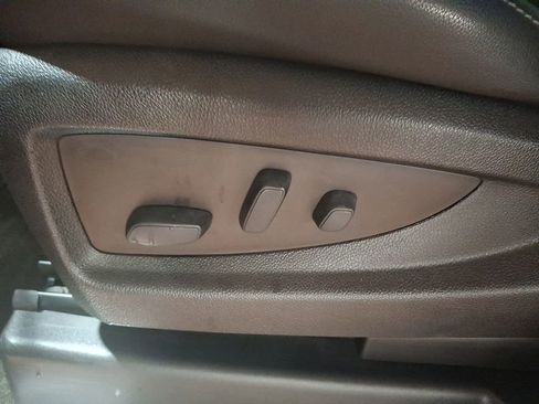 Used 2017 GMC Yukon SLT image 12